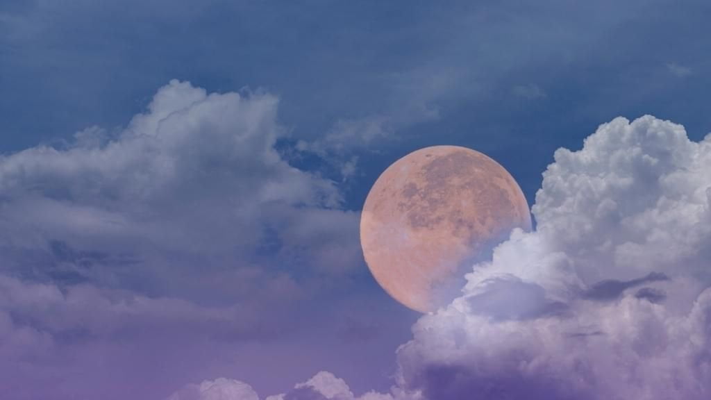 Foto de la Luna llena en artículo sobre la Luna del Cazador.